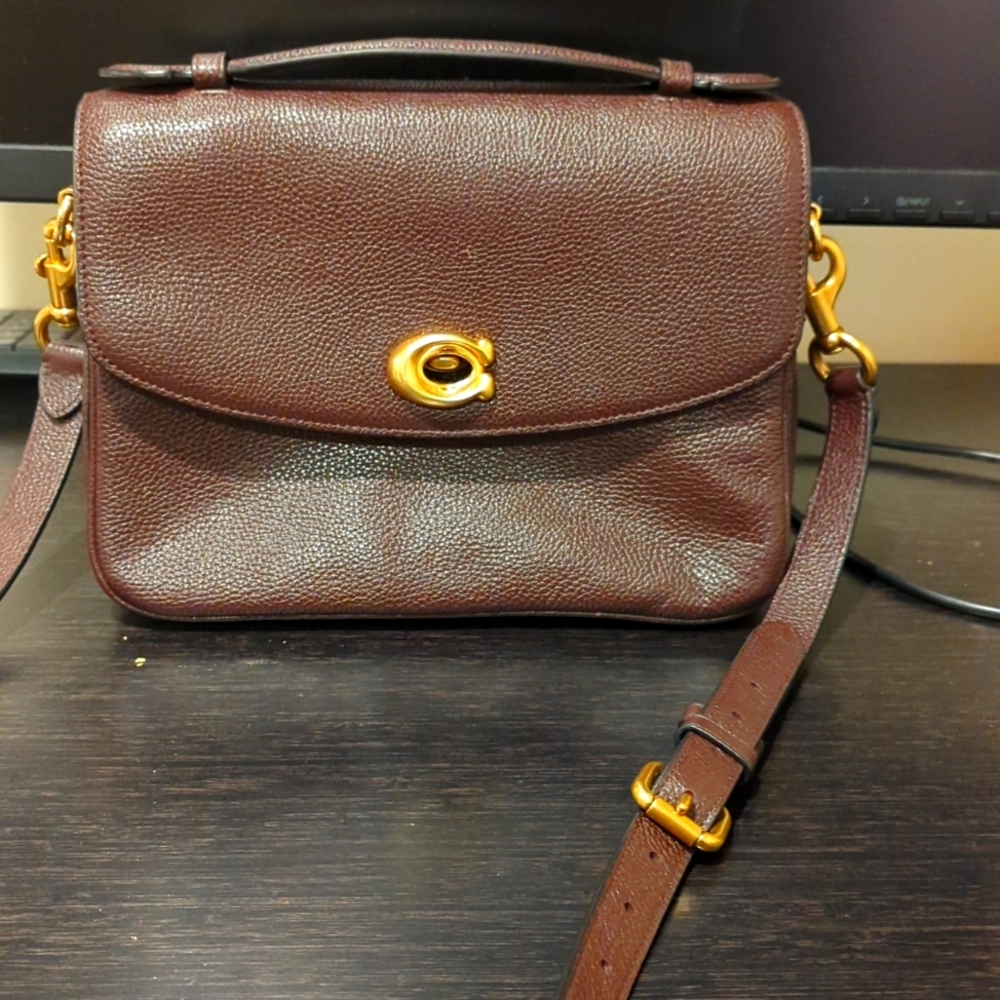 Coach Cassie Polished Pebbled Leather Oxblood/Brass hardware